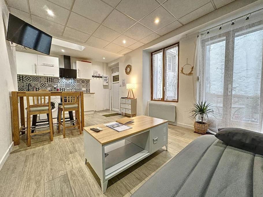 Apartment Quai 36